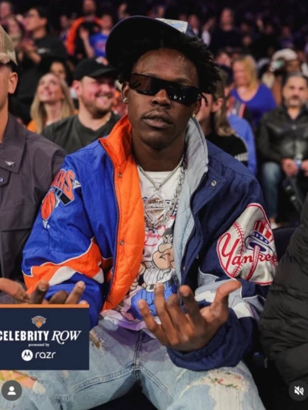 New York Knicks x Yankees Starter Jacket Medium - Picture 4 of 16